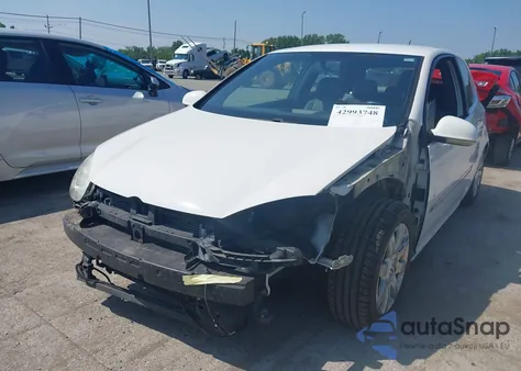 2009 Volkswagen Rabbit S z USA, uszkodzony, nr VIN WVWBA71K79W014597